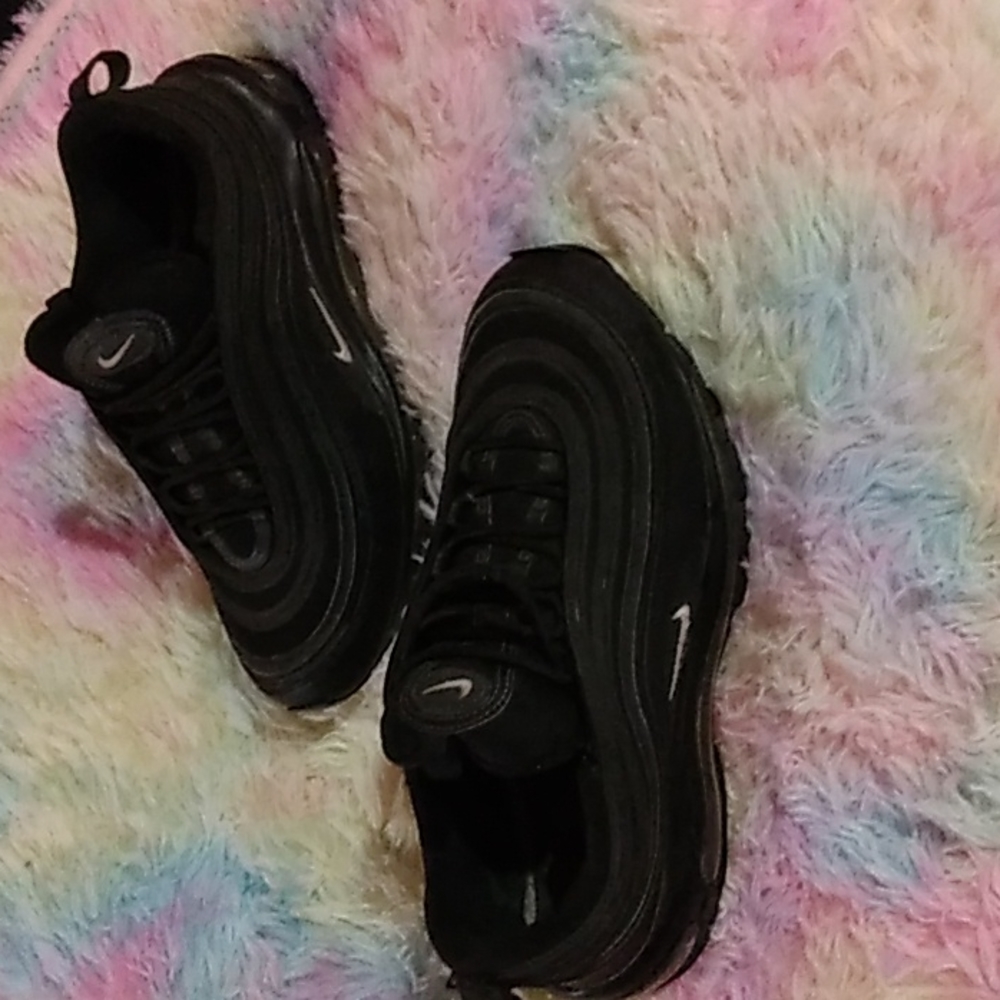 Size 10 nike airmax 97 black